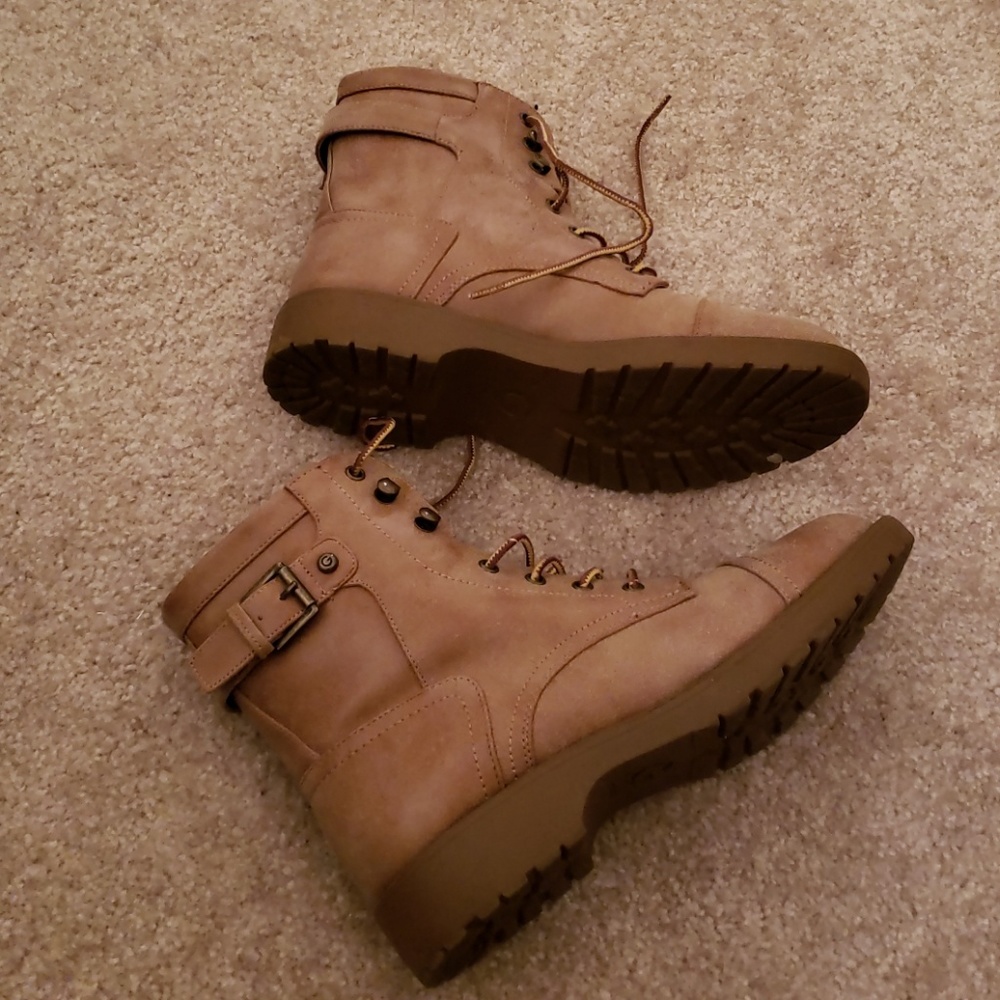 Tan guess boots